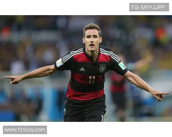 德国足球传奇人物：探索最著名的德国足球明星与他们的辉煌成就